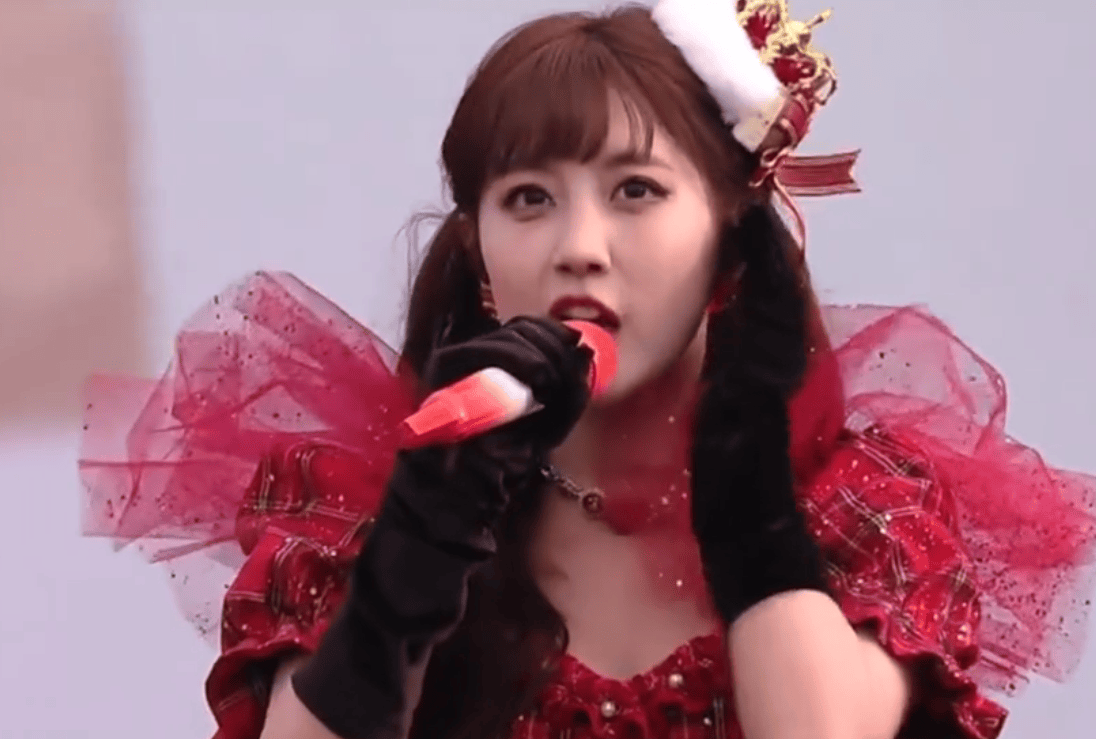 李艺彤谈音乐节设备故障：耳返伴奏不同步，演唱受严重干扰