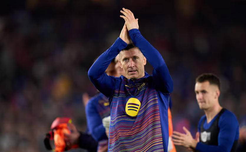 莱万去留即将揭晓 经纪人已奔赴意大利展开谈判