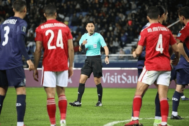 中国裁判再获亚足联认可：杜健鑫、汤朝入选U17亚洲杯执法名单