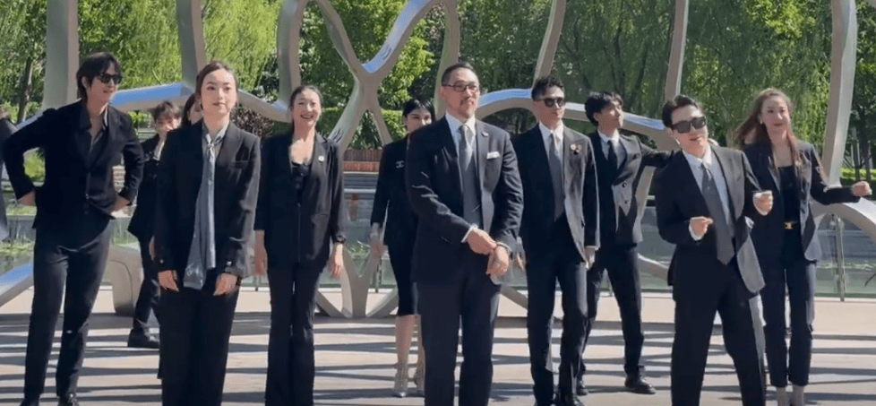原创            拉丁舞火了之后，涨粉最多的十位裁判都是谁