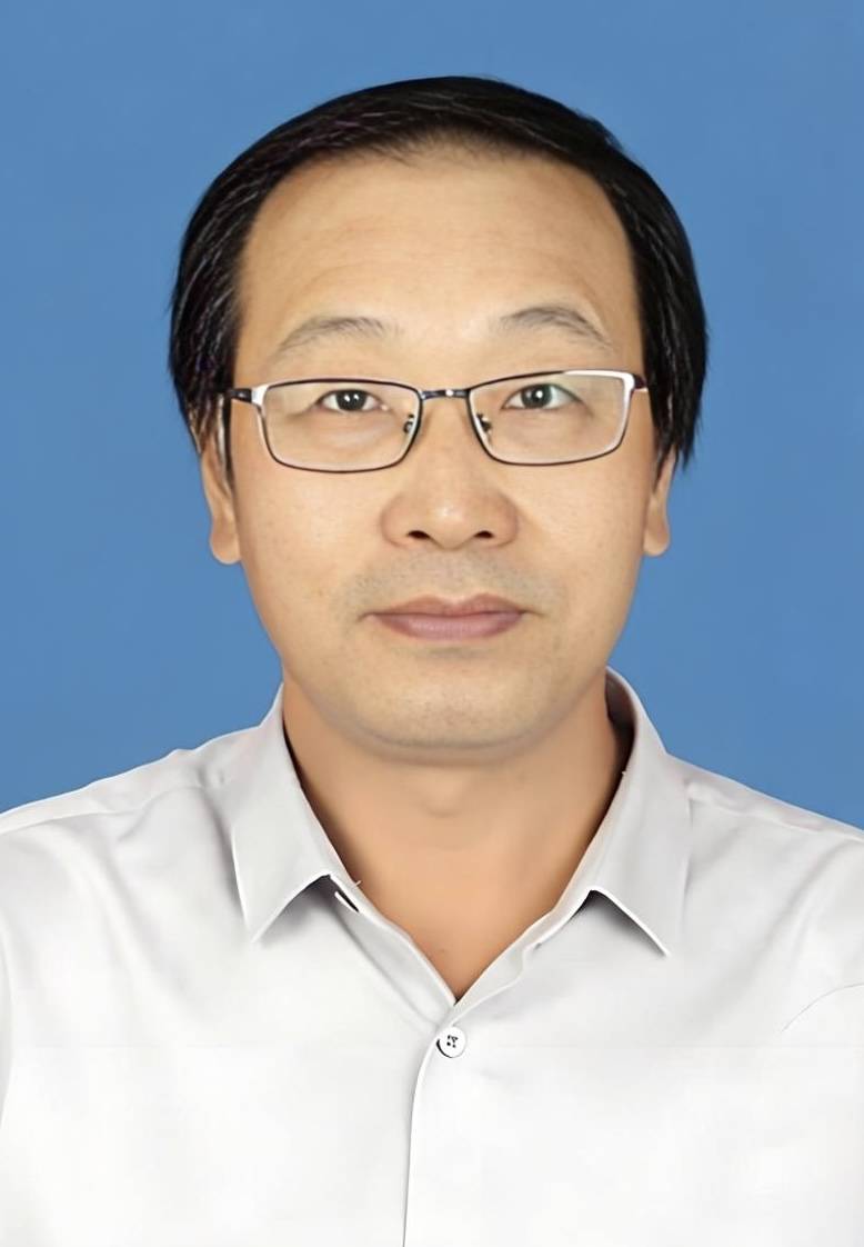 书法教师陈飚风简介