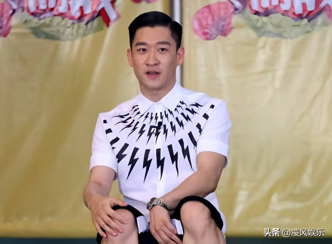 曹云金2026相声全集台词_曹云金北京深夜事件_曹云金相声事业起伏