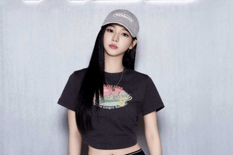 KARINA上海活动惊艳亮相，分享穿搭灵感与宠粉寄语