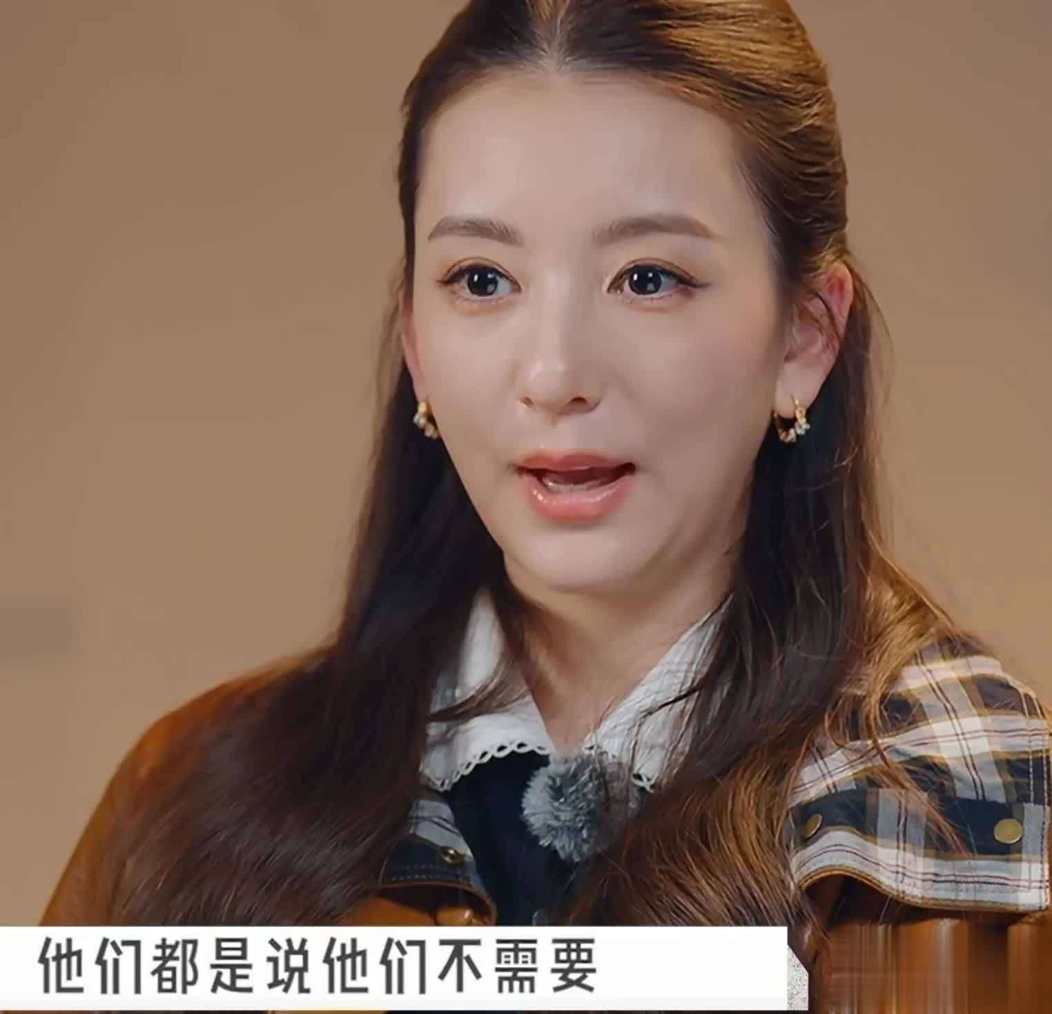 原创            郭富城陪方媛奔丧，尽显深情与担当