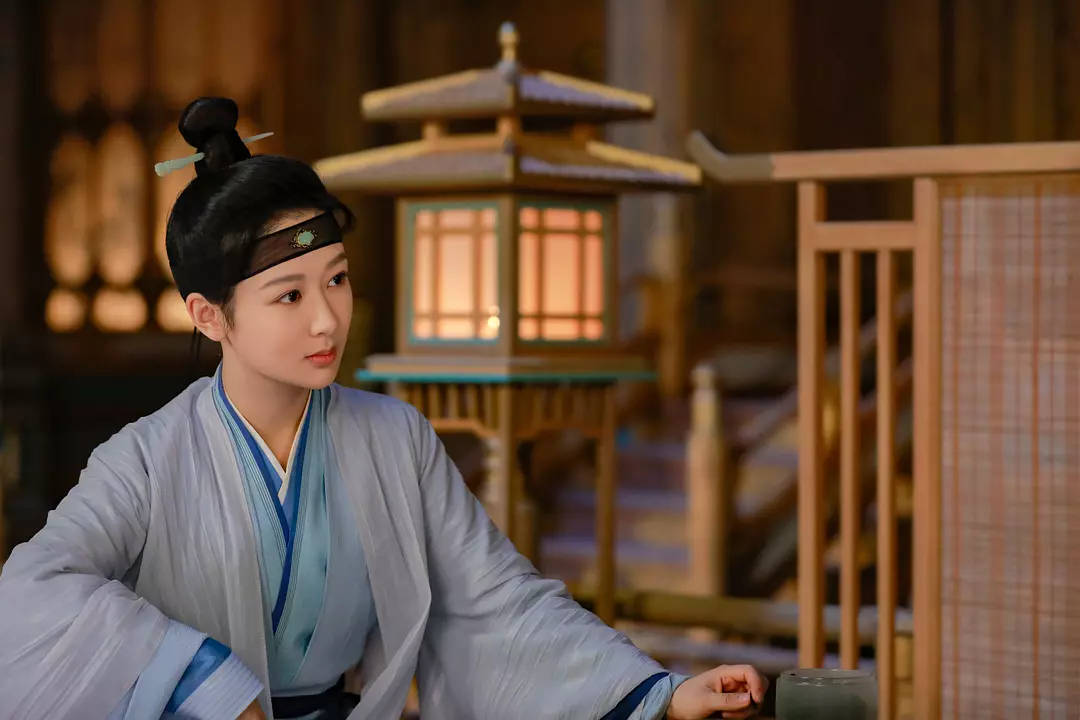 从迪丽热巴、田曦薇到鞠婧祎,流量演员们为何集体开始分饰多角?