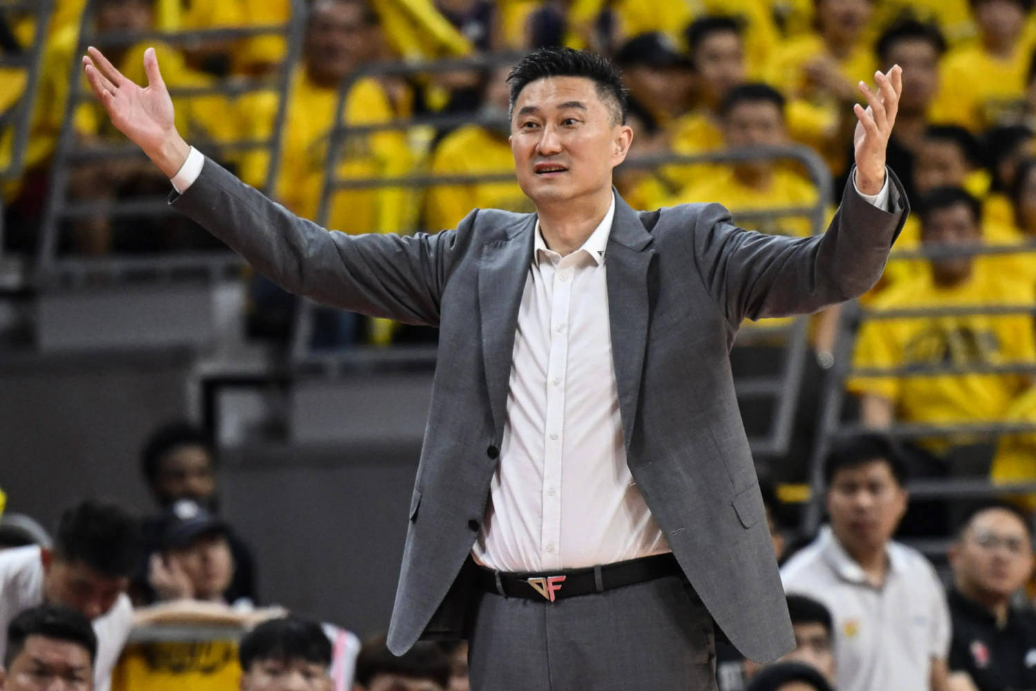 恭喜！杜锋爱子入选NBA精英训练营，胡明轩最新消息，麦考尔离队返美
