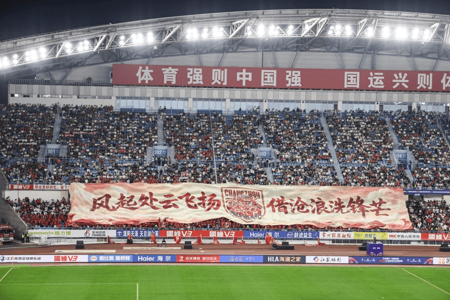 长三角绿茵场上，女足“小花”们正在合力绽放