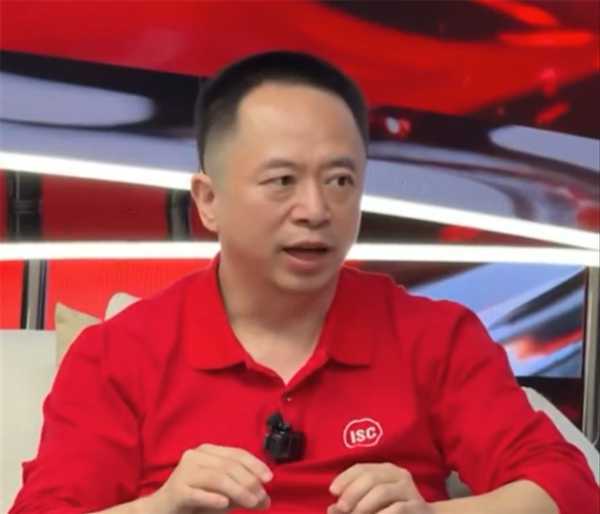 周鸿祎开怼黄仁勋：劝员工猛烧AI Token，纯属站着说话不腰疼