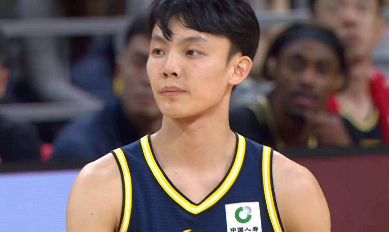 大鱼来了！“加强版徐杰”或被广东队挖走，男篮近年内最强双能卫