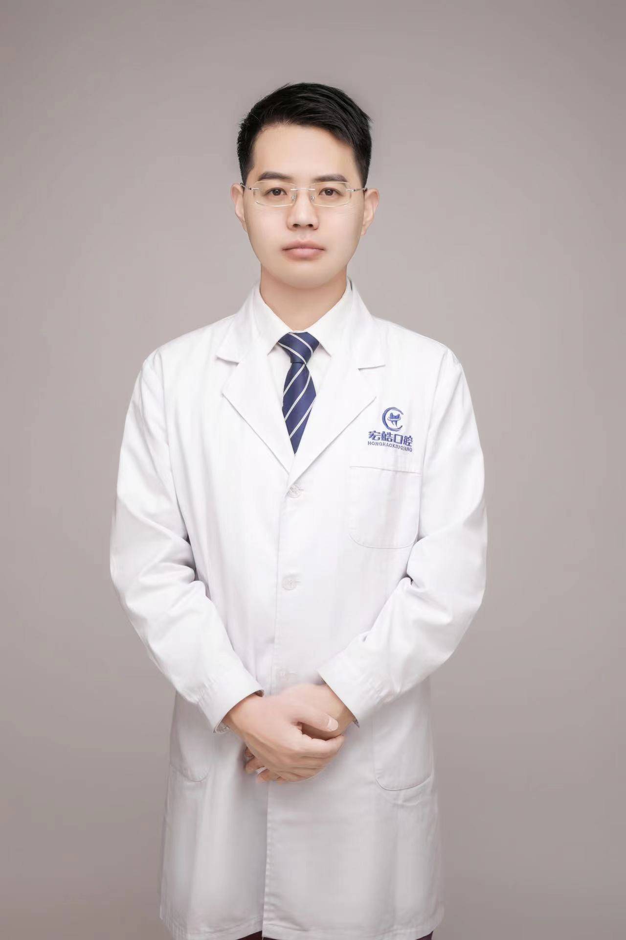 邢台正畸专家：深覆颌与深覆盖的区别、成因及影响（附图解）