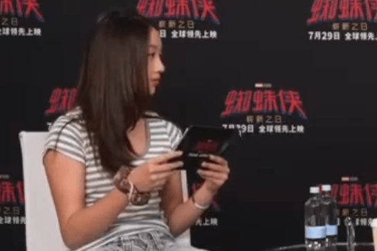 吴尊谈NeiNei采访荷兰弟赞达亚 自豪称女儿语言能力超越自己