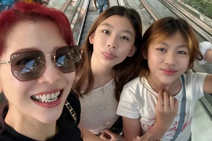 蔡少芬谈女儿未来规划:学业优先,18岁前禁恋爱