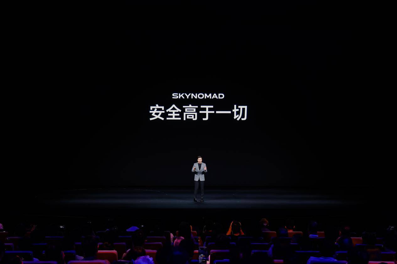 小米汽车第二张牌“小米澎程”亮相,带来SUV空间新答案,雷军:将在新的赛道打开一扇新的门-最极客