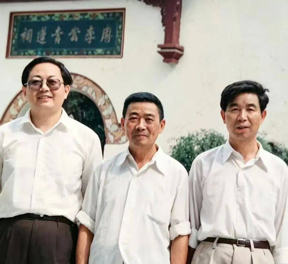 孟庆樱：诗城的怀念图1