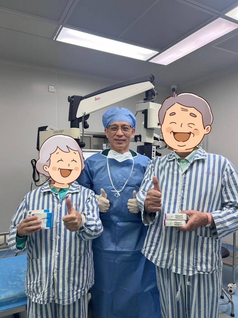 佛山七旬夫妻携手重返清晰视界:飞白+三焦点手术让晚年生活从“标清”升级“4K”(图5) 佛山七旬夫妻携手重返清晰视界:飞白+三焦点手术让晚年生活从“标清”升级“4K”(图5)