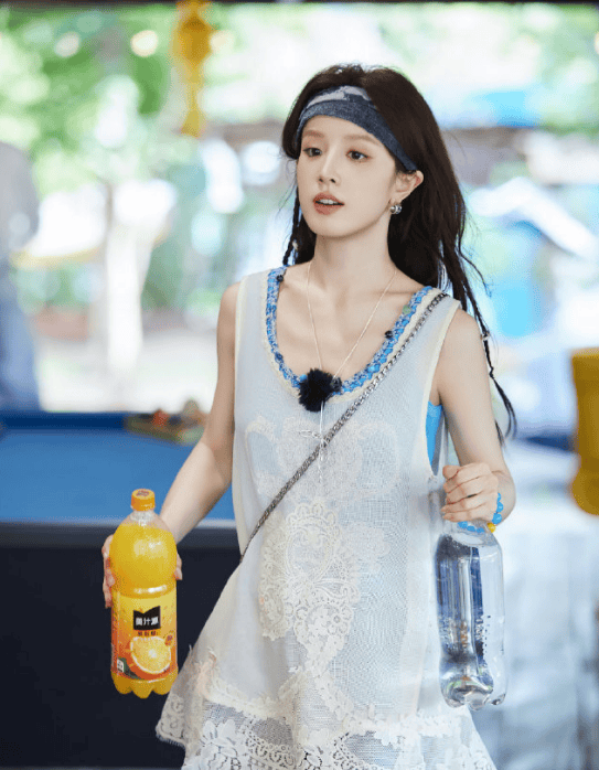 湖南卫视回应张雅琪《中餐厅》争议：录制过程认真付出积极履职封面图