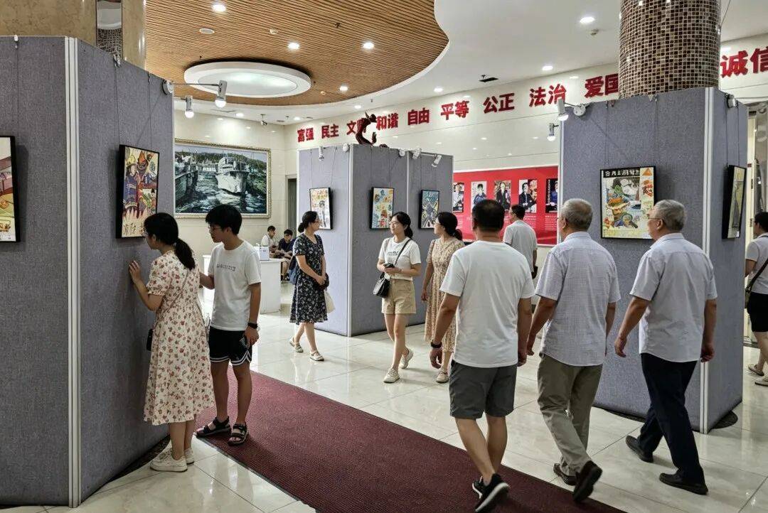 油画艺委会举办安全主题美术展