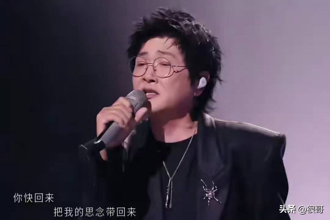 孙楠披哥初舞台全开麦炸场，上演降维打击，826票却引发巨大争议 (图7)
