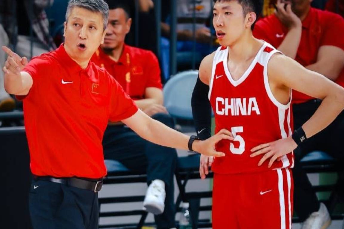 中国男篮世预赛名单出炉，四人离队，郭士强选了七个后卫