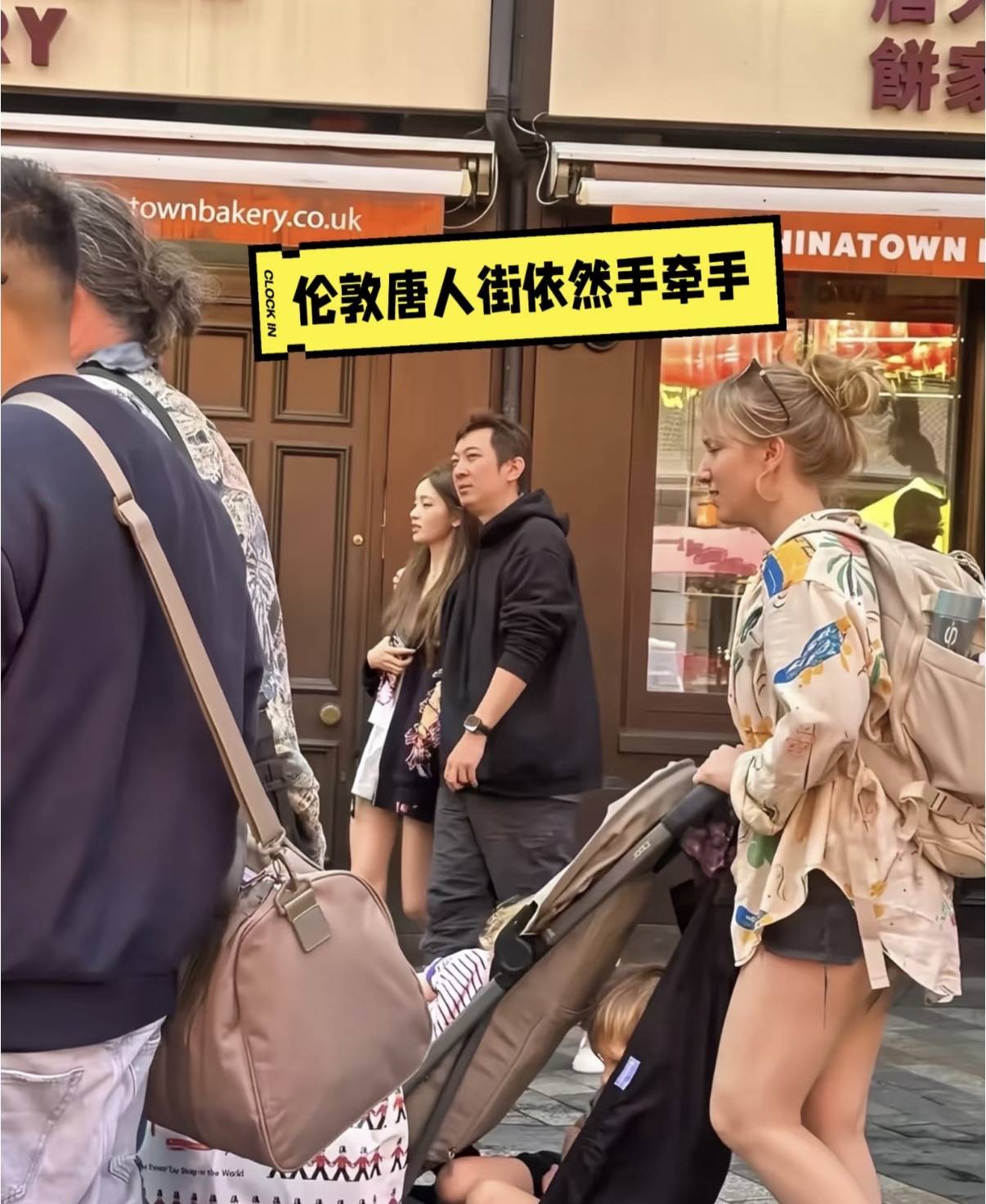 原创            王思聪对懒懒是真爱，二人穿情侣装秀恩爱，一身牌子货又颓又帅