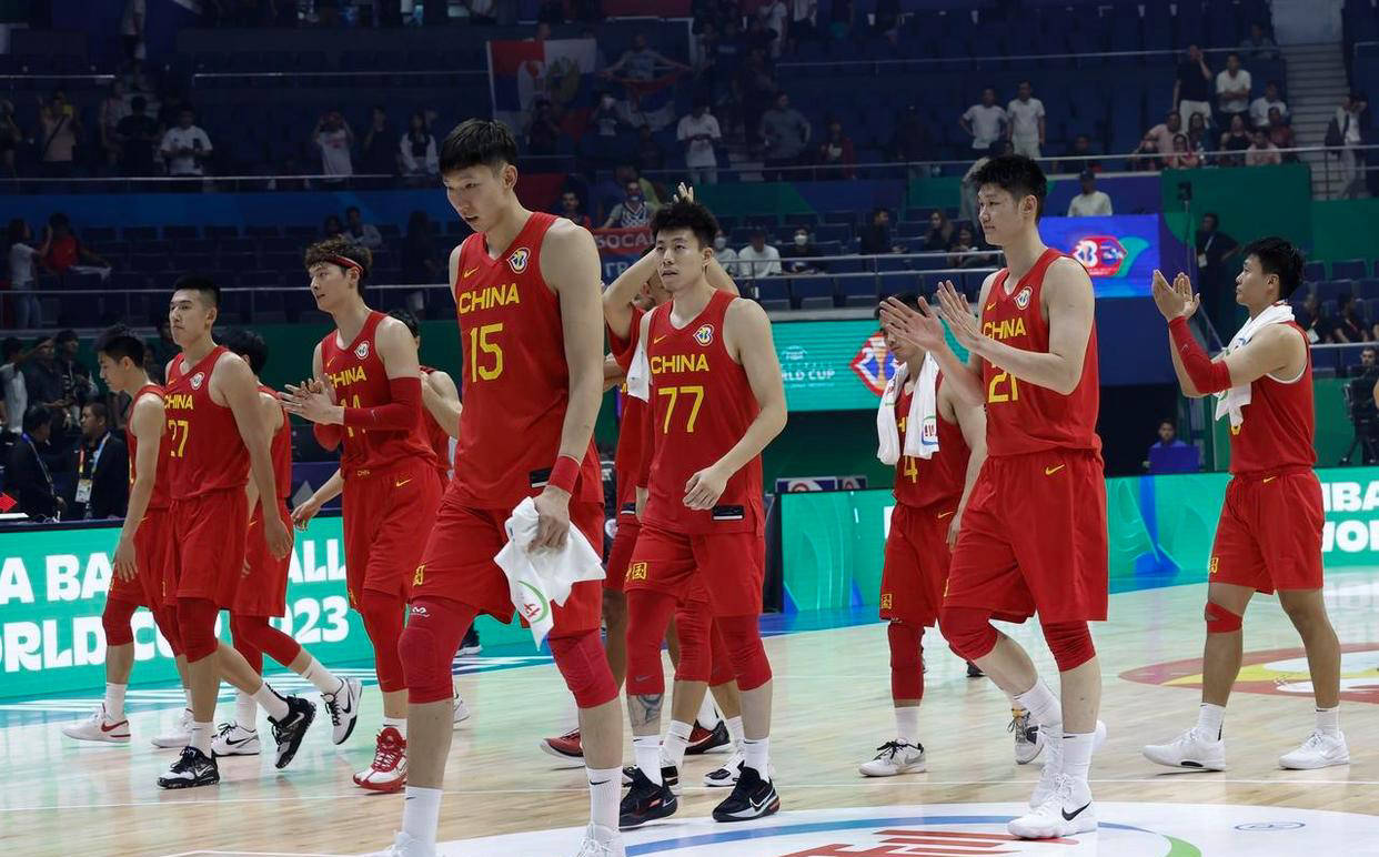 杨瀚森缺席世预赛，中国男篮面临严峻挑战