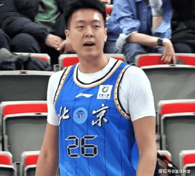 张知垚