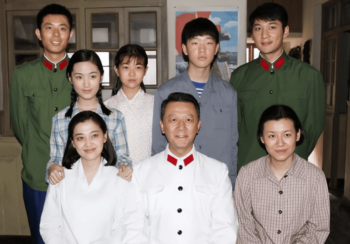 《父母爱情》郭涛刘琳演兄妹默契，两部年代剧演夫妻观众难入戏