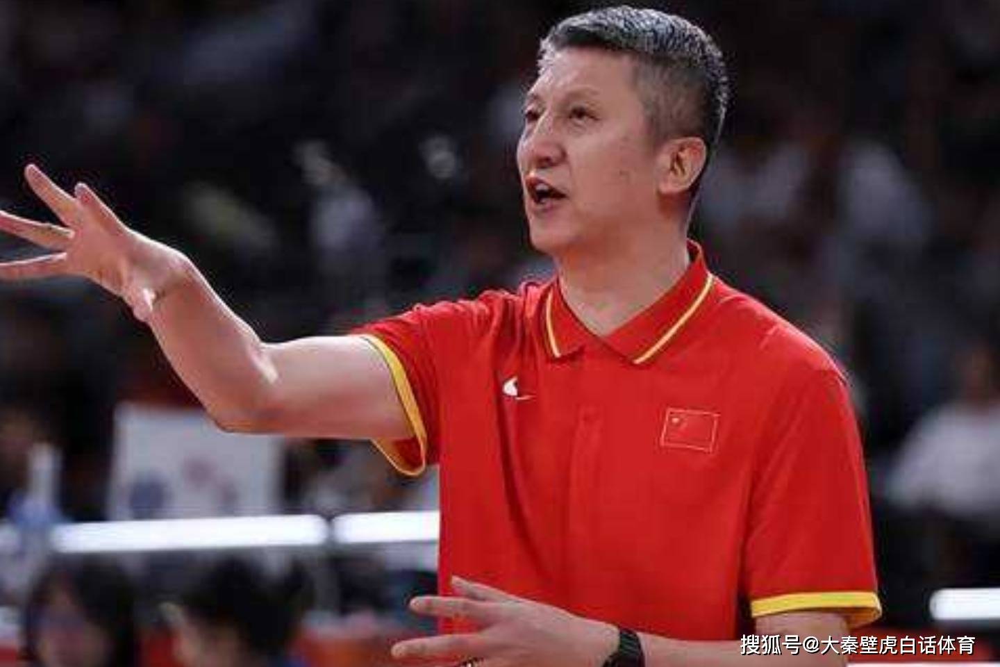 大胜悬了？CCTV5直播，下午3点，中国男篮vs沙特冲四强，存一隐患