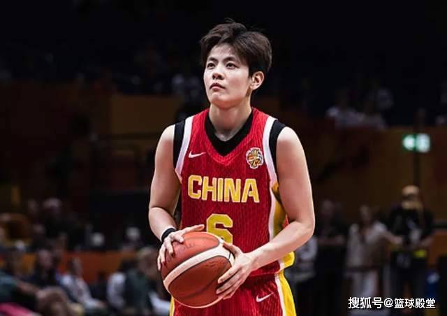 中国女篮111-46大胜泰国 球员评价：4人优秀，3人及格，3人低迷