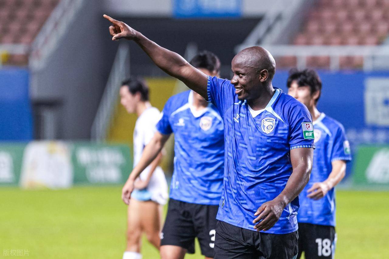 随着大连鲲城0-3，中甲最新积分榜出炉
