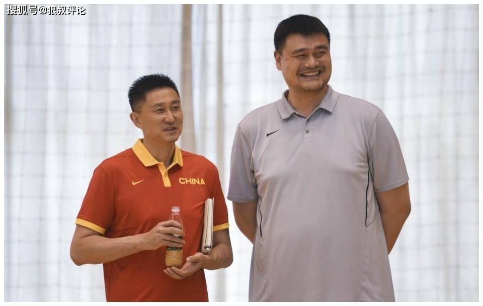 原创
            杨毅：乔帅郭振明不行就老想杜锋姚明，现任不行该找下一任 怎么能回头？