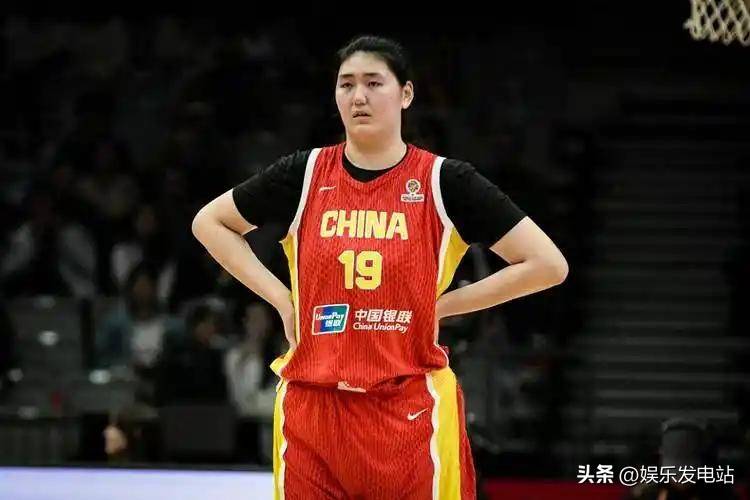 中国女篮公布重要决定！回国全队要总结，张子宇赛季首秀5人离开