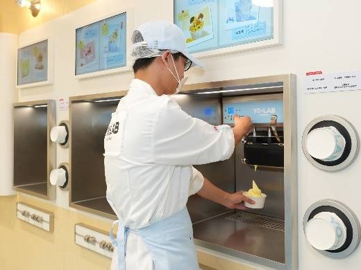 YO-LAB Frozen Yoghurt DIY酸奶冰淇淋全国双首店 于9月30日正式启幕(图4) YO-LAB Frozen Yoghurt DIY酸奶冰淇淋全国双首店 于9月30日正式启幕(图4)