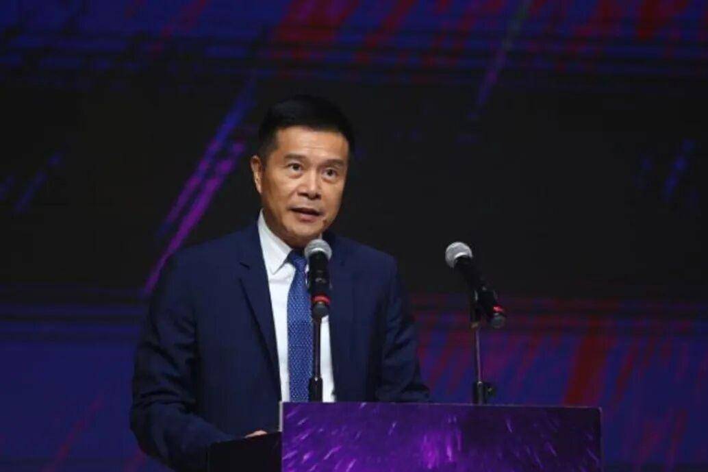 CBA消息：广东宏远放弃大外援，李楠有妙招，朱芳雨提建议