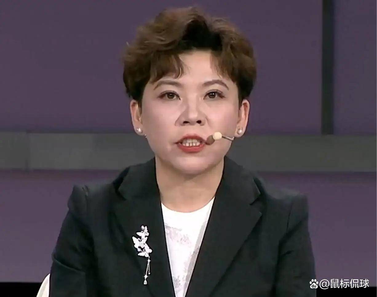 邓亚萍发声被攻击，登上热搜！饭圈：没有我家哥哥谁认识你啊