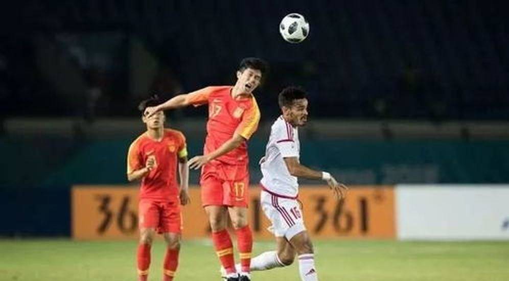 亚足联吃水专坑挖井人，中国带来版权赞助承办红利，转头靠争议判罚让中国队吃亏