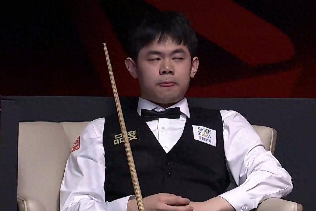 斯诺克好消息,中国00后5比2晋级4强,超30万奖金,吴宜泽4比4墨菲