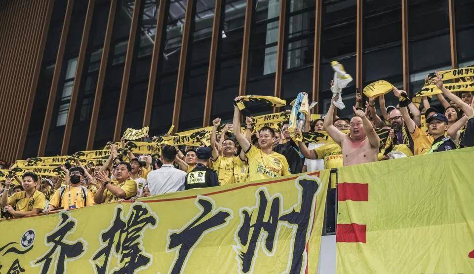 建队仅三年！黑马连胜在即，广州队蓄势待发冲击中超，终于结束四年空白