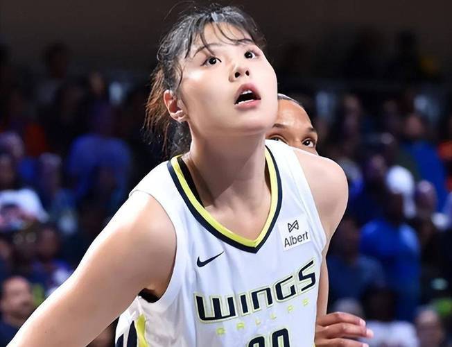 回归WCBA，李月汝官宣，正式签约，新东家曝光，此前因丢护照缺席女篮
