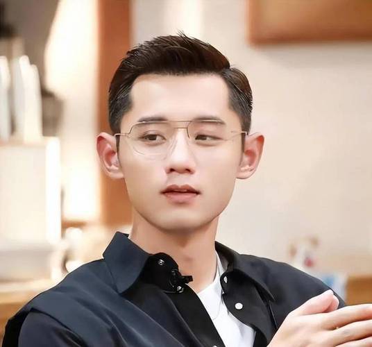 内涵王楚钦蹭流量，张继科：乒乓球热度是我带起来的，别不服