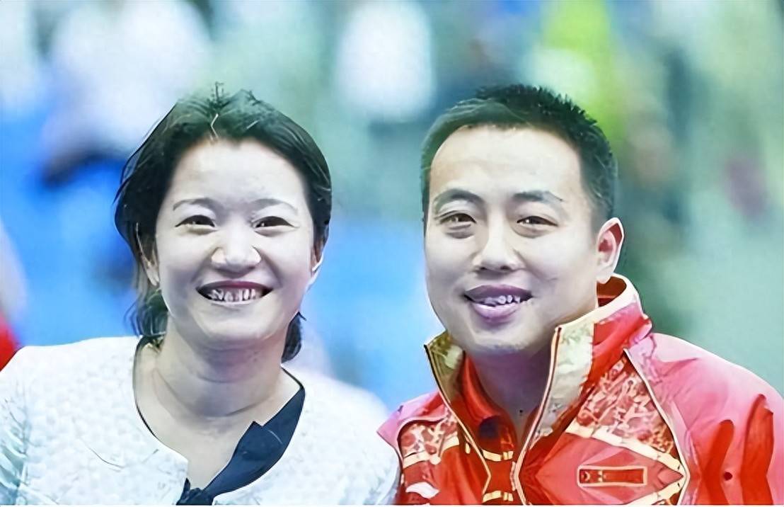 本以为刘国梁和王瑾恩爱34年已够幸福，没成想，现在幸福又升级