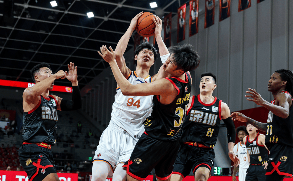CBA揭幕战杀疯了！央视给足面子转播沪深大战：杜锋杨鸣或联手抢戏？