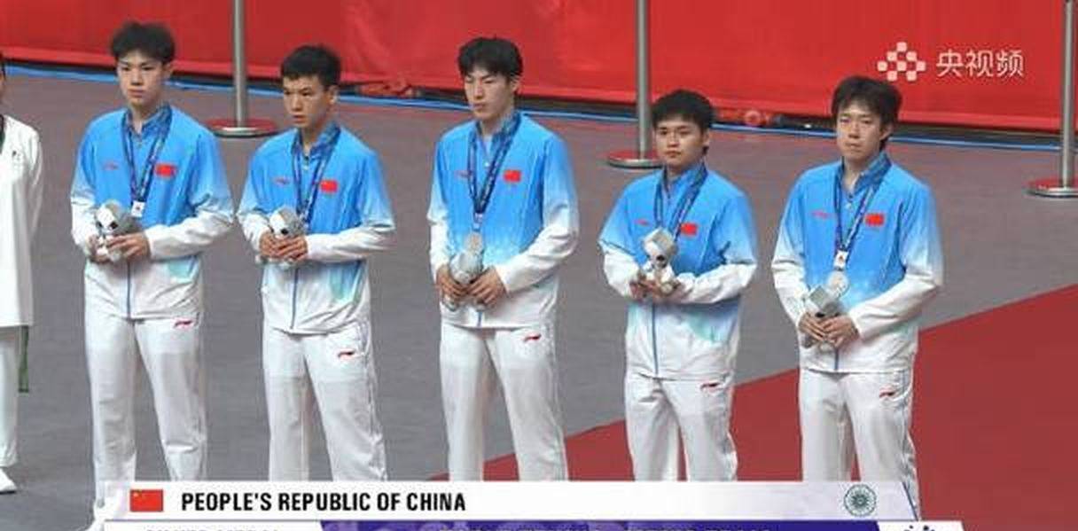 樊振东时隔两年国内露面，德甲赛季94得票率当选最佳，国家队大门始终敞开