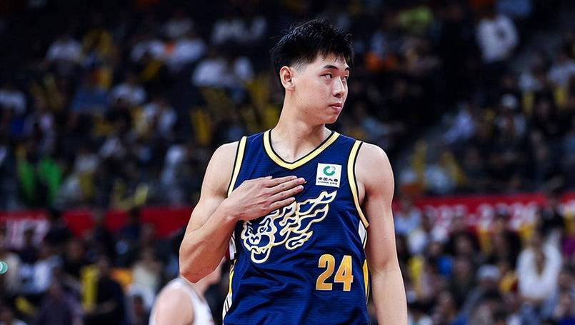 CCTV5直播！广东宏远迎战首钢，胡明轩对决赵睿，面临两连败风险