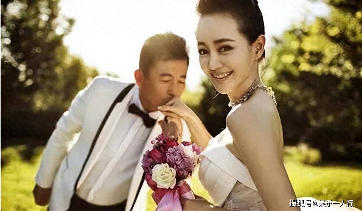 原来他们是夫妻，年龄差15岁，相识三天就结婚