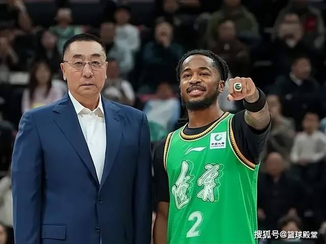 辽宁104-93力克四川 球员评价：3人优秀，6人及格