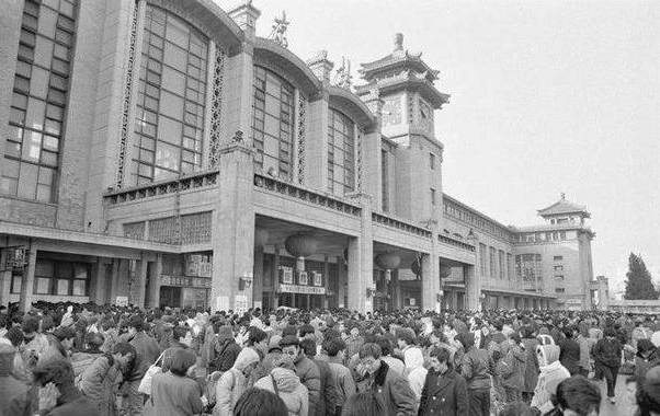1998年，机长因不满政府分房，一怒之下劫机逃至台湾，后下场如何