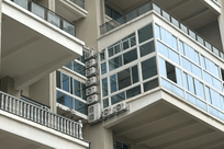 耳朵黄色分泌物