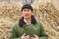 被举报偷税，邻居发声揭开大衣哥私下人品，其实他和刀郎是一类人