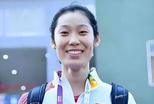 朱婷横空出世，惠若琪被迫“让位”，采访时的一句话戳破女排真相